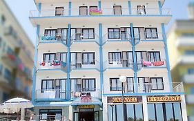 Hotel Caravel